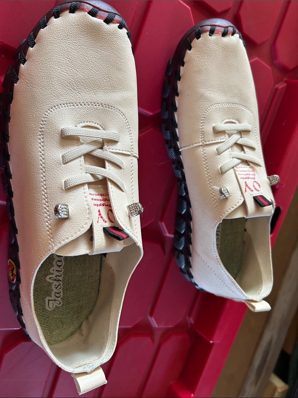 Stylish Cream Slip-On Men's Loafers with Black Trim